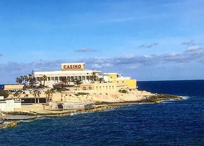 Pembroke Suites בית הארחה